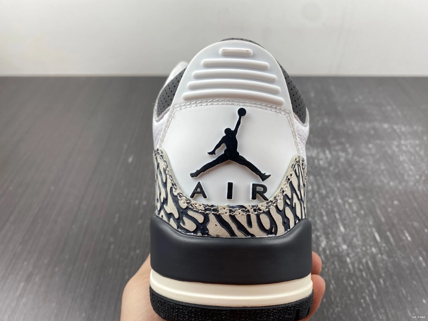 Retro Sneak DX6665-100 Jordan (GS) Hide 3 - N' 0205